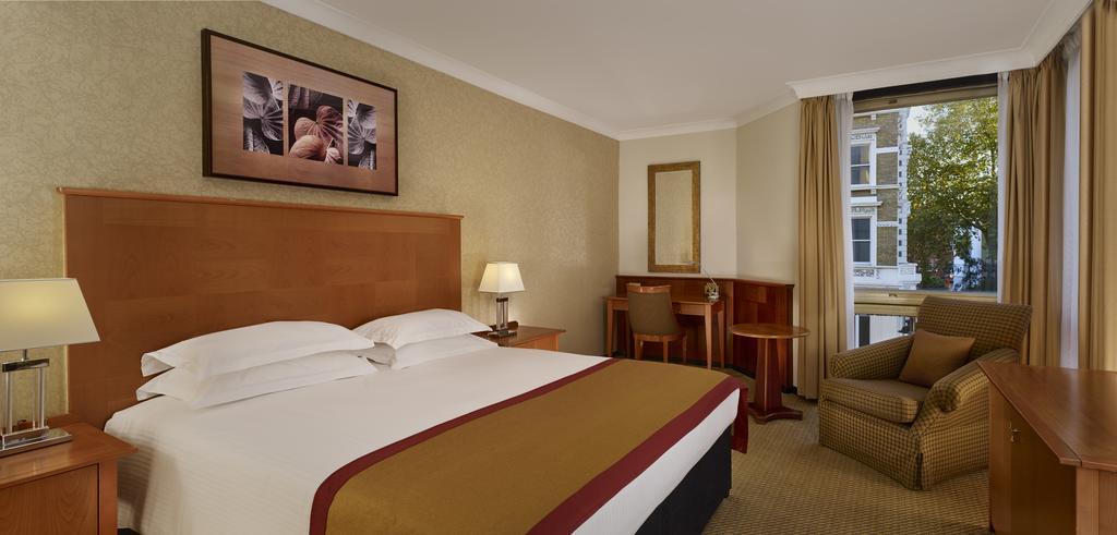 Millennium Gloucester Hotel 4*